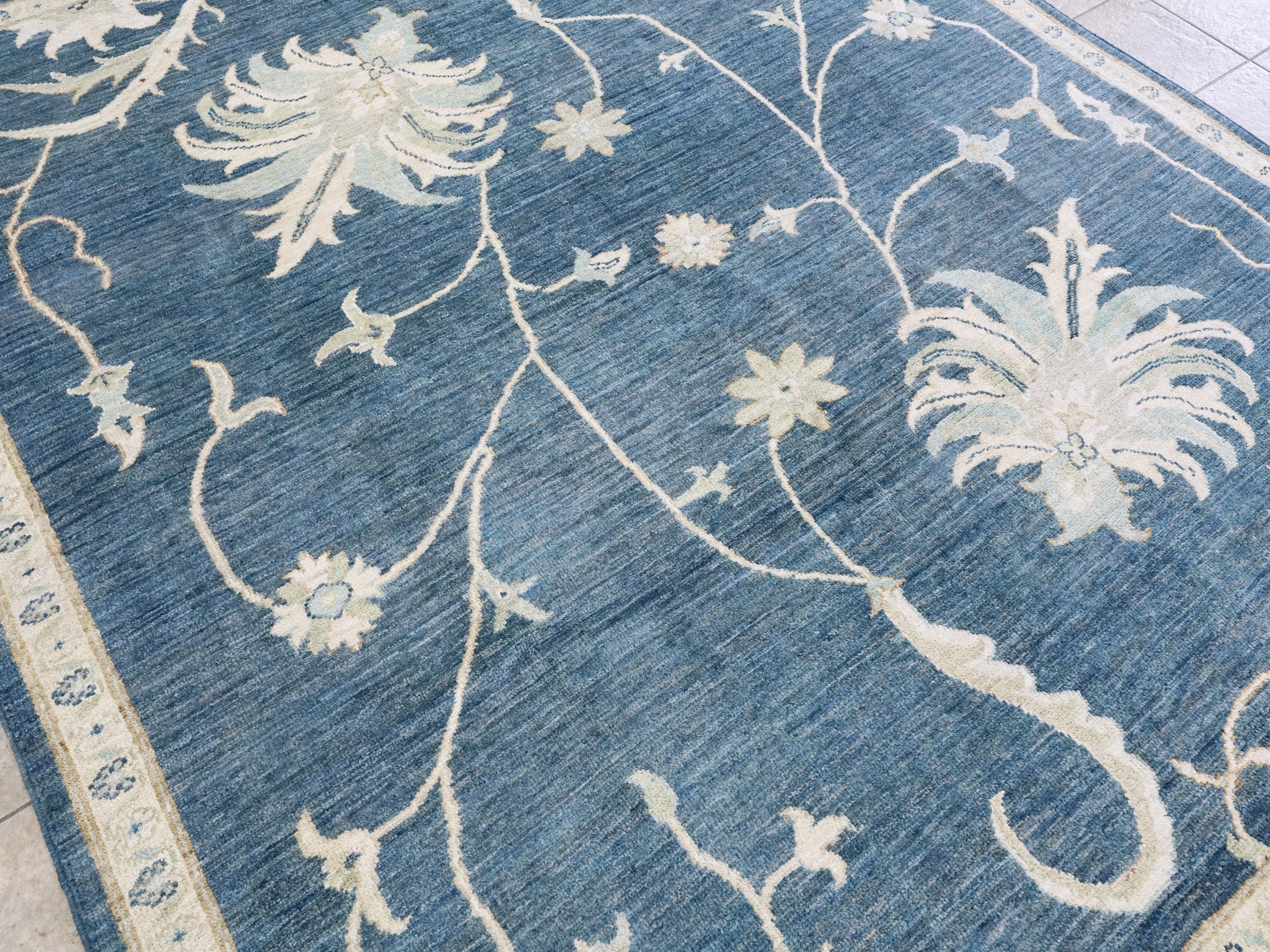 8x10 Ft Blue Ushak Rug - Hand Knotted Wool Oriental Rug