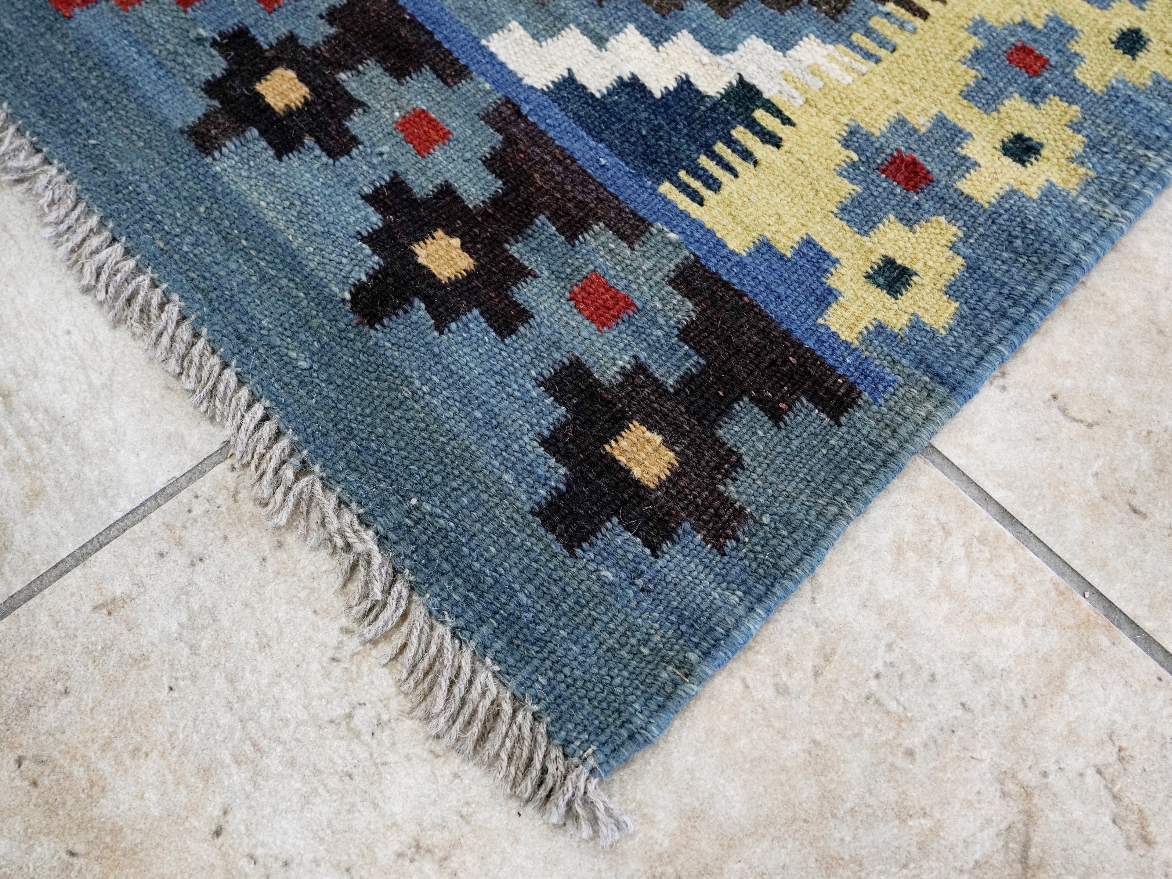4x4 Ft Blue Square Killim Rug - Afghan Handwoven Flatweave