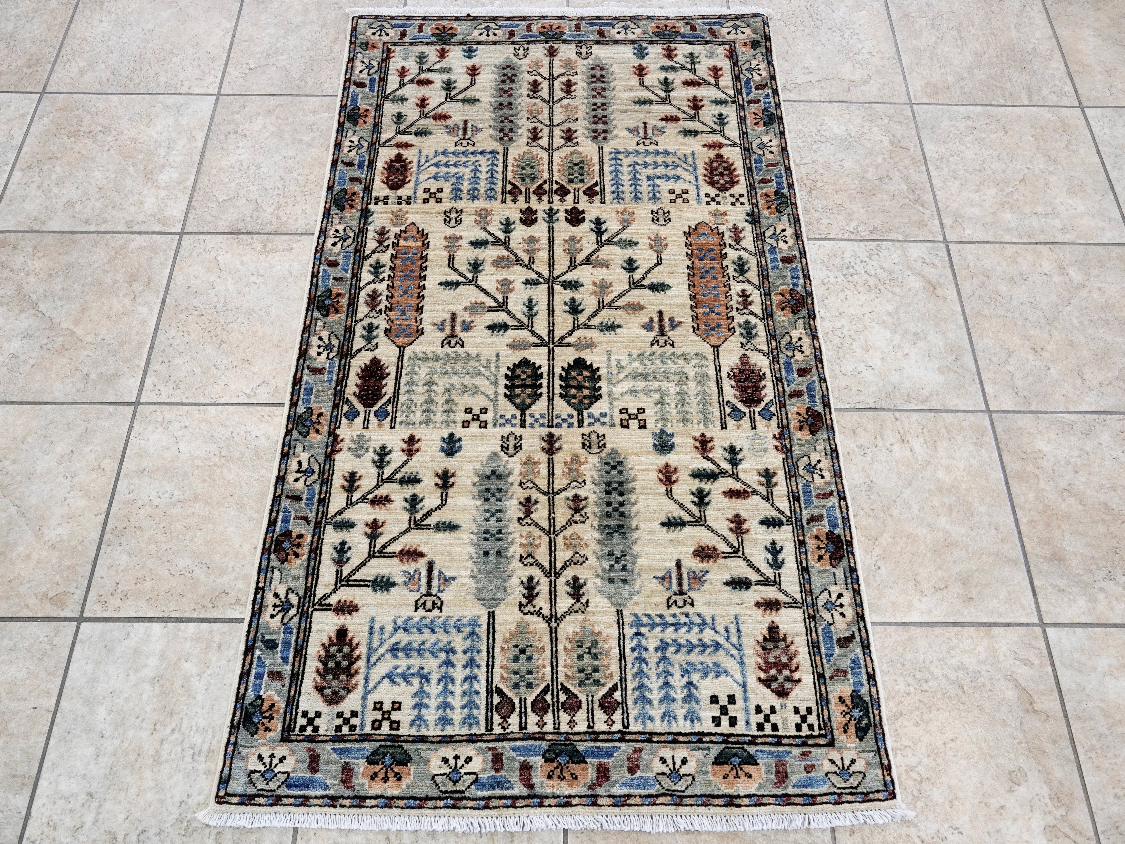 3x5 Ft Beige Floral Rug - Hand Knotted Area Rug