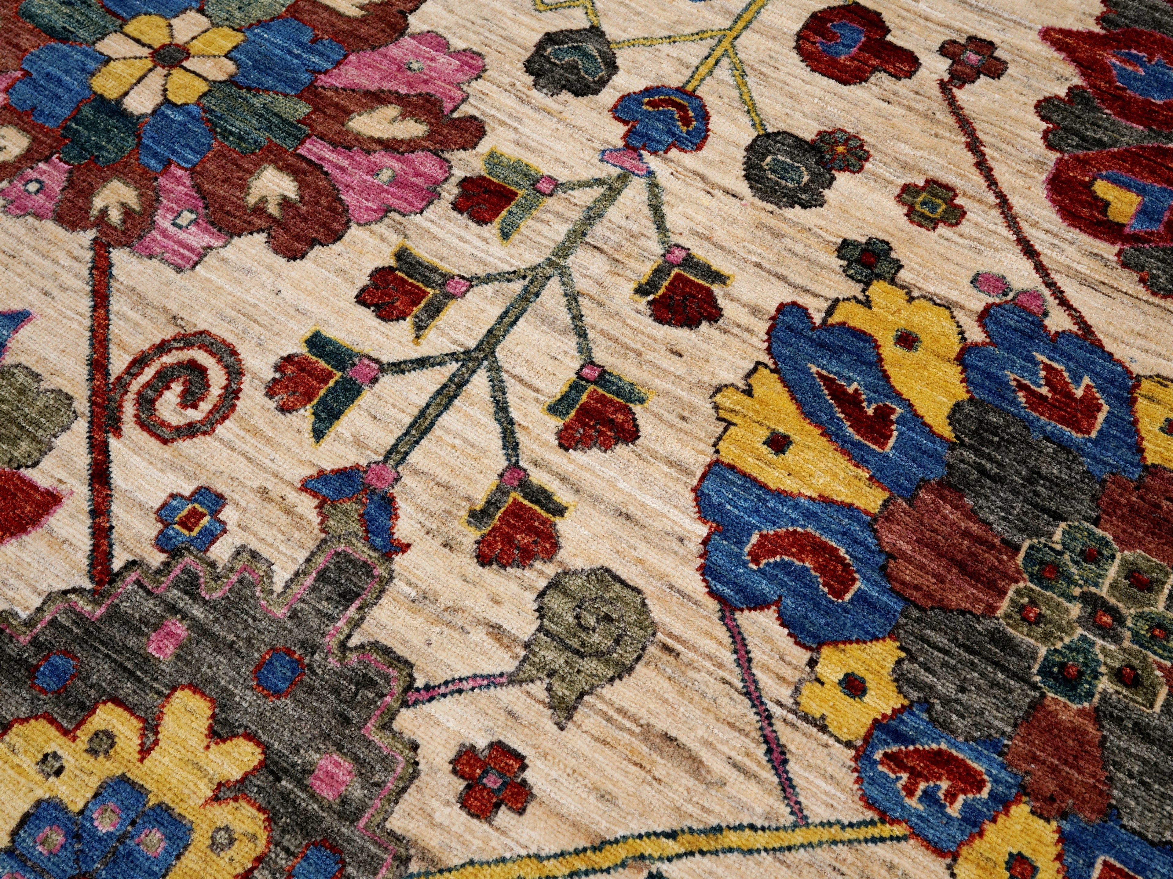 5x7 Ft Red & Beige Floral Rug - Afghan Hand Knotted Rug