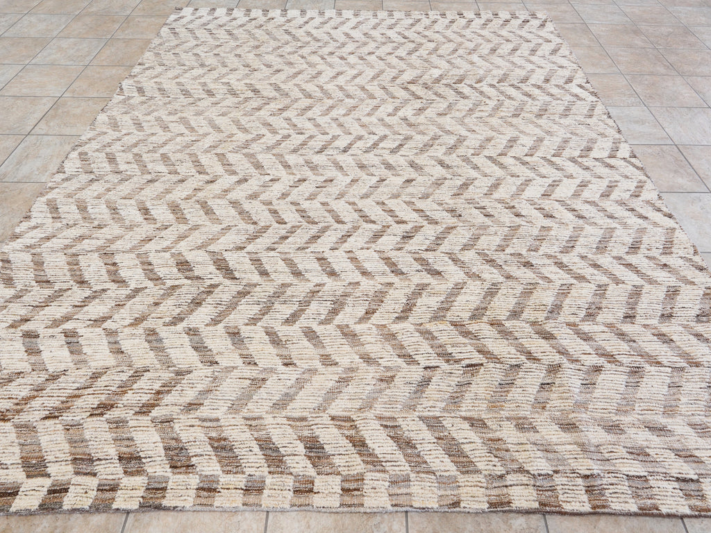8x10 Ft Beige Moroccan Rug - Hand Knotted Area Rug