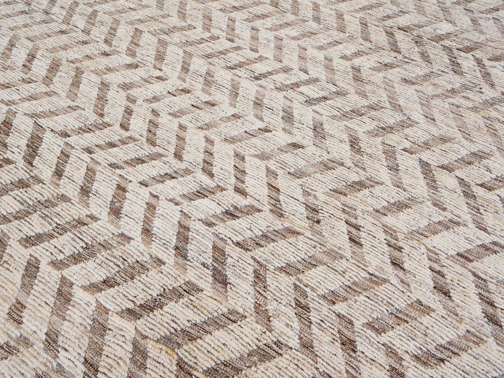 8x10 Ft Beige Moroccan Rug - Hand Knotted Area Rug