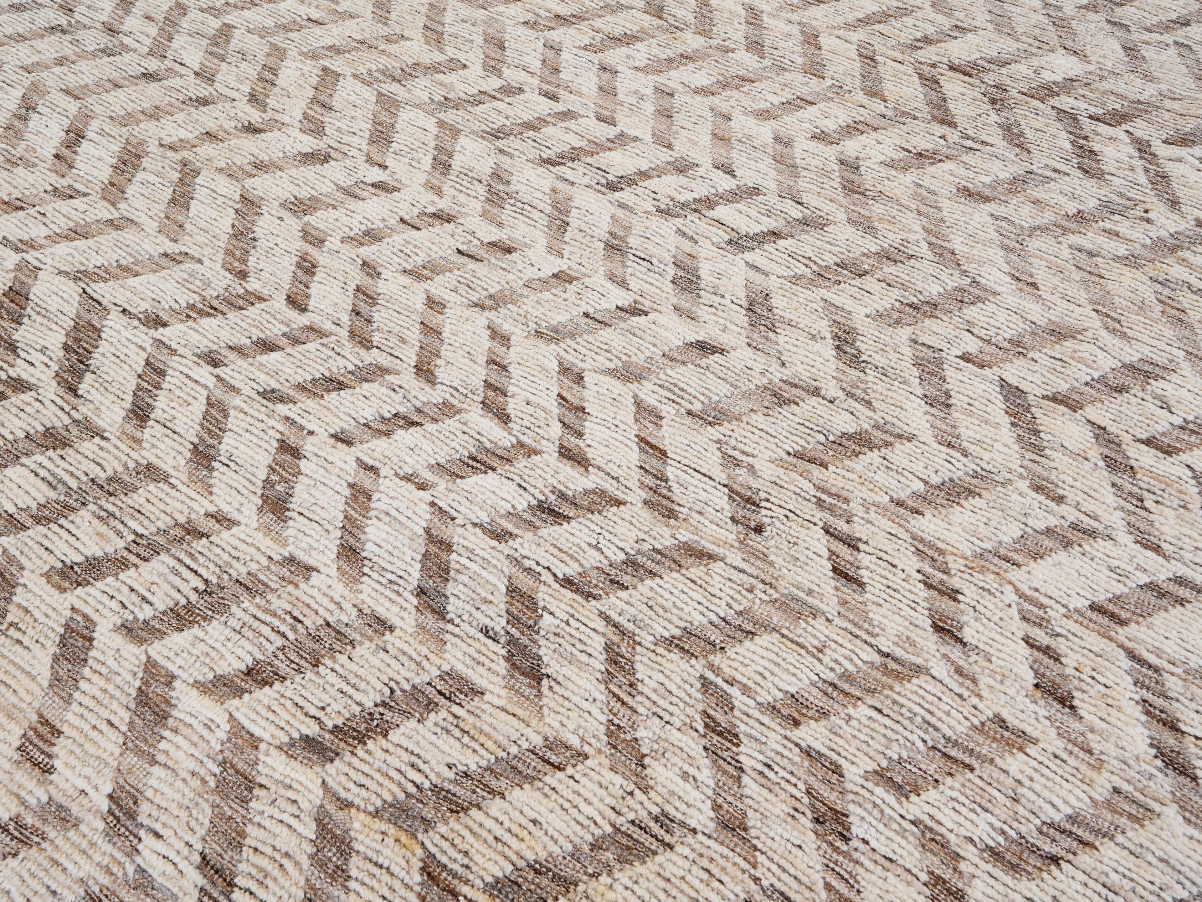 8x10 Ft Beige Moroccan Rug - Hand Knotted Area Rug