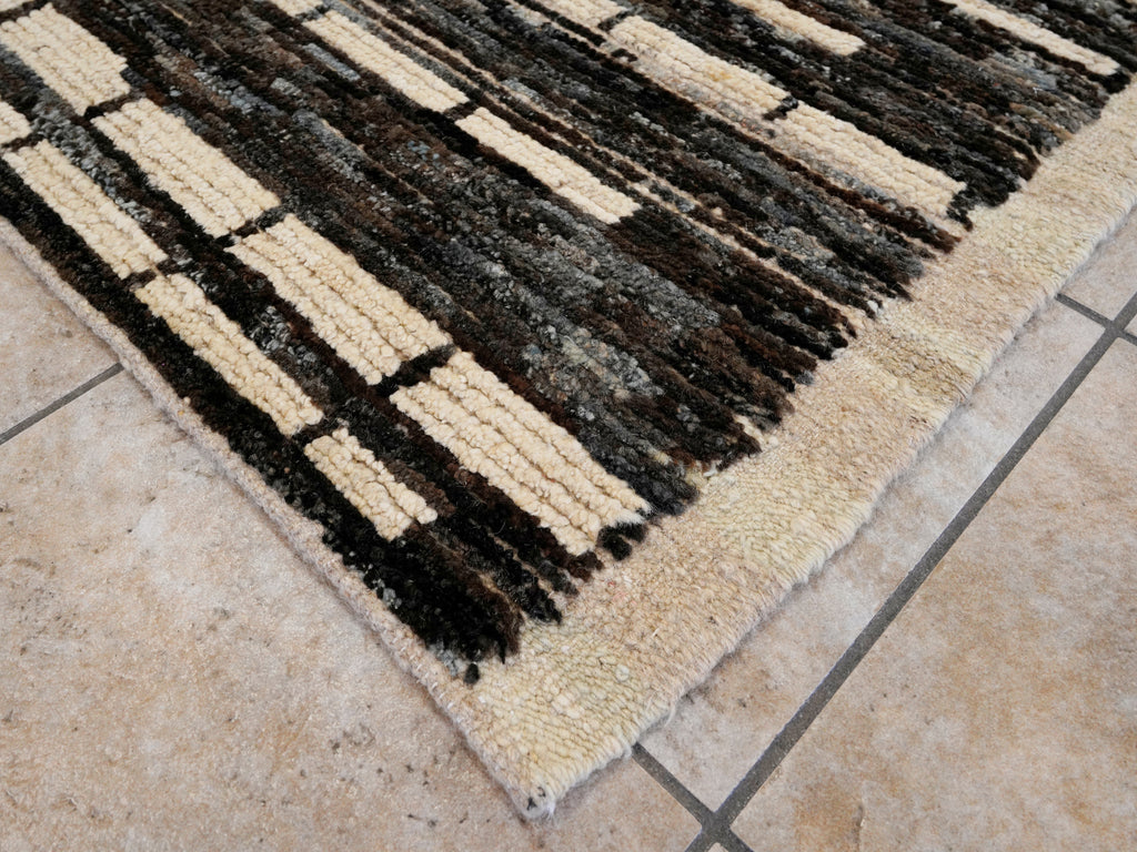 9x10 Ft Brown Moroccan Rug - Hand Knotted Area Rug