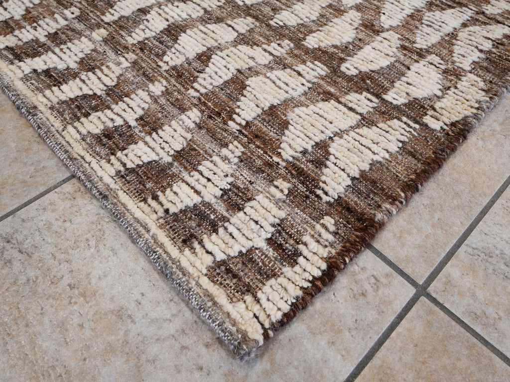 9x10 Ft Beige Moroccan Rug - Hand Knotted Area Rug