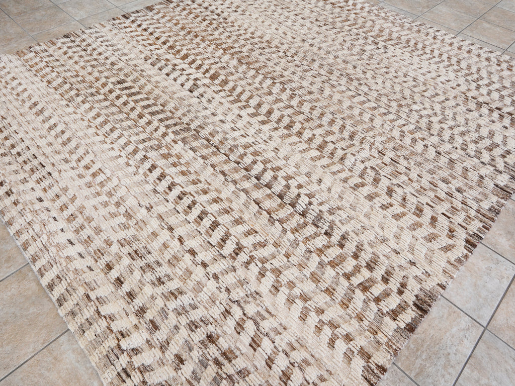 9x10 Ft Beige Moroccan Rug - Hand Knotted Area Rug