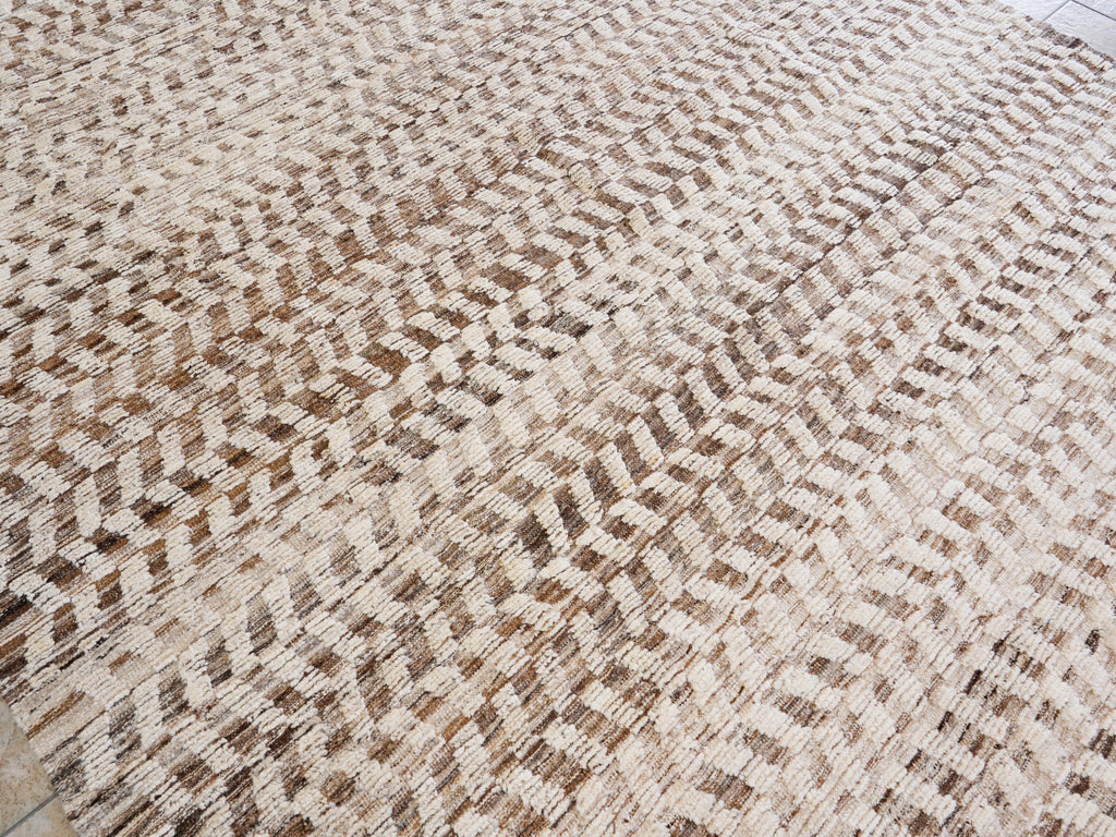9x10 Ft Beige Moroccan Rug - Hand Knotted Area Rug