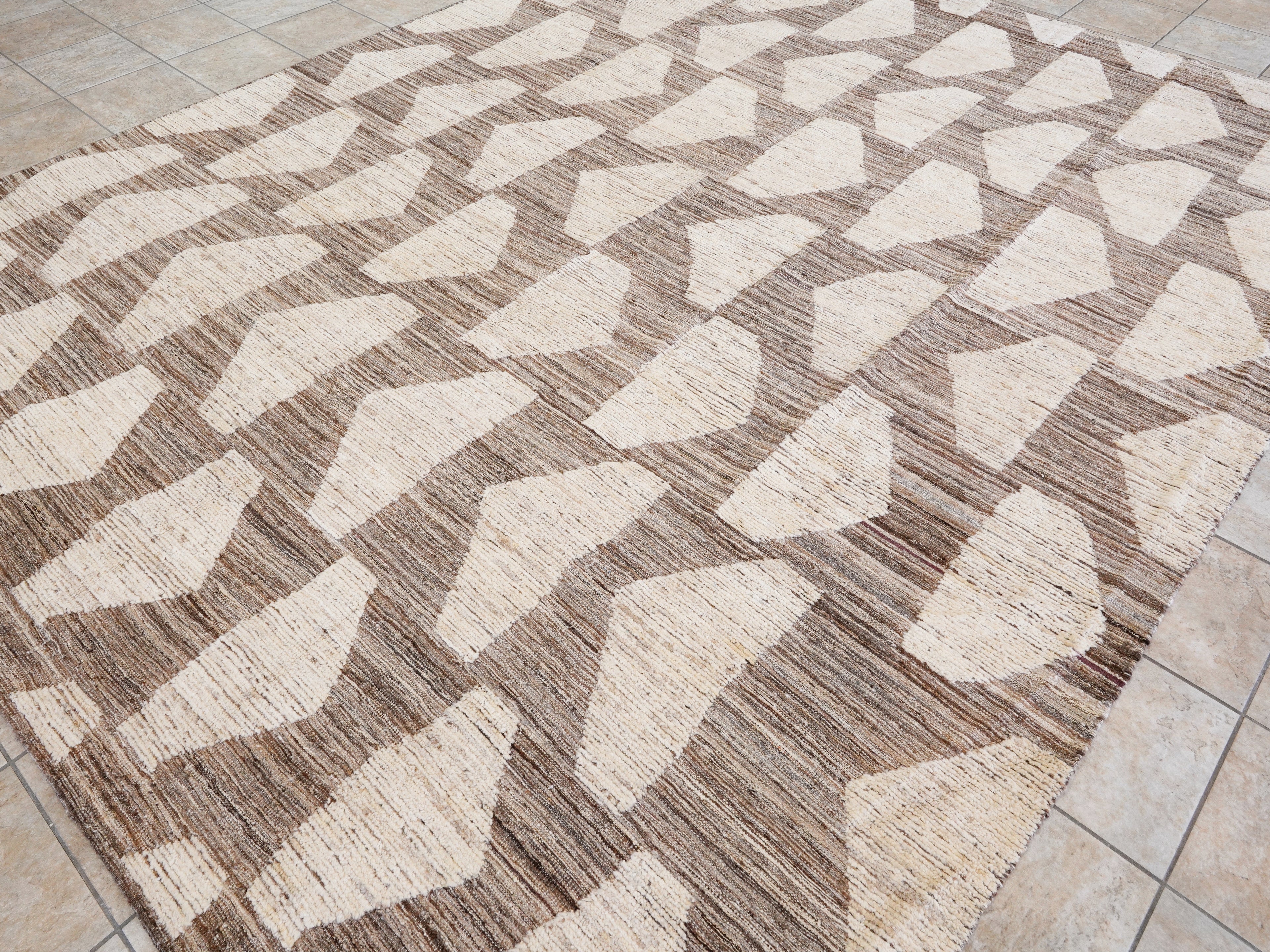 9x12 Ft Beige Moroccan Rug - Hand Knotted Wool Area Rug