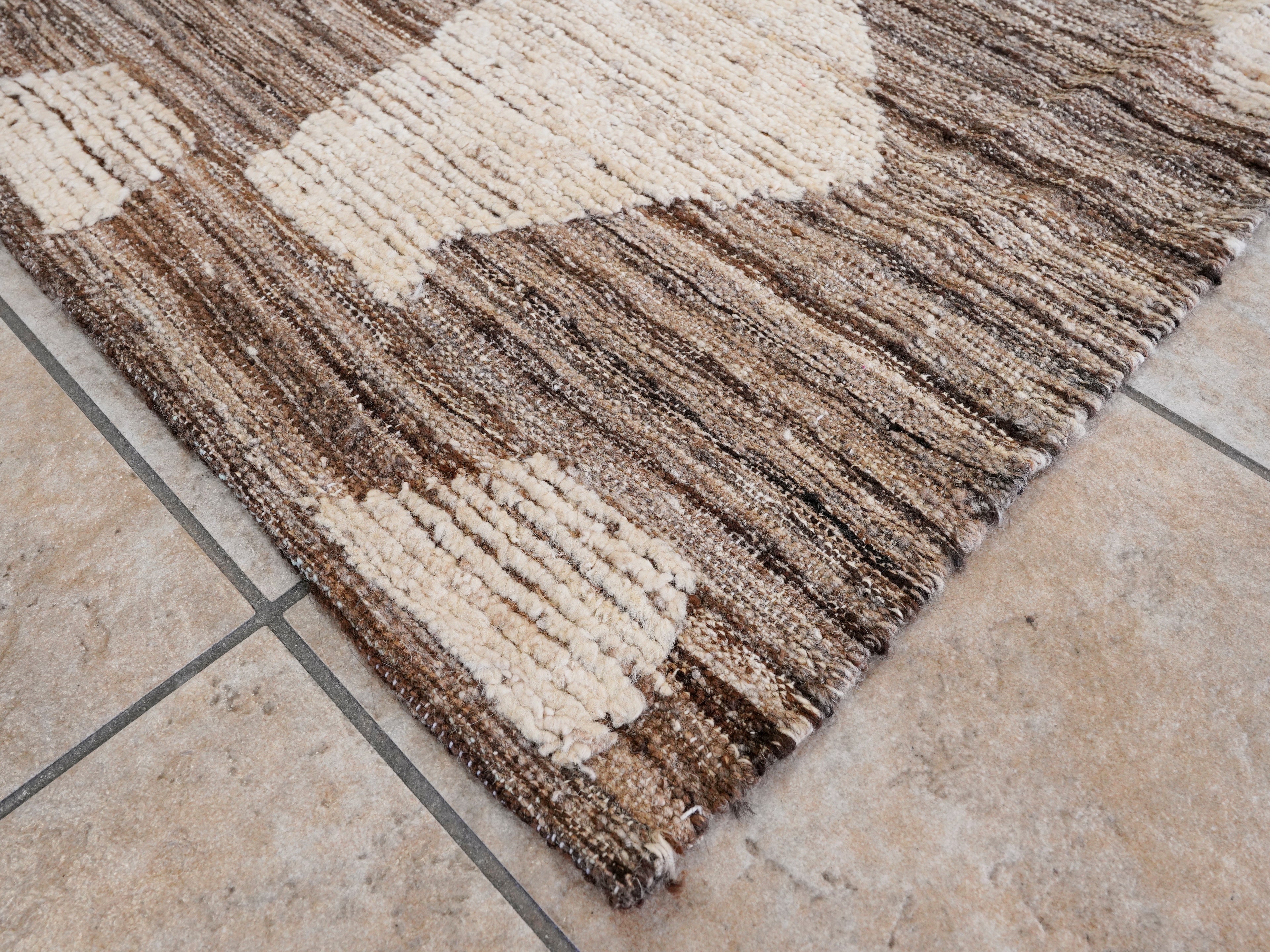 9x12 Ft Beige Moroccan Rug - Hand Knotted Wool Area Rug