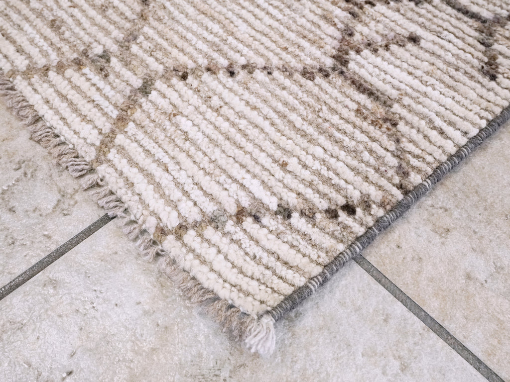 3x5 Ft Beige Moroccan Rug - Hand Knotted Area Rug