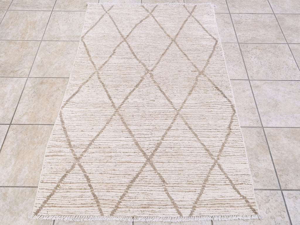3x5 Ft Beige Moroccan Rug - Hand Knotted Area Rug
