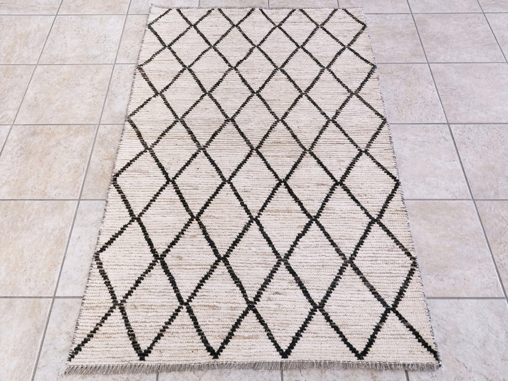 3x5 Ft Beige Moroccan Rug - Hand Knotted Area Rug