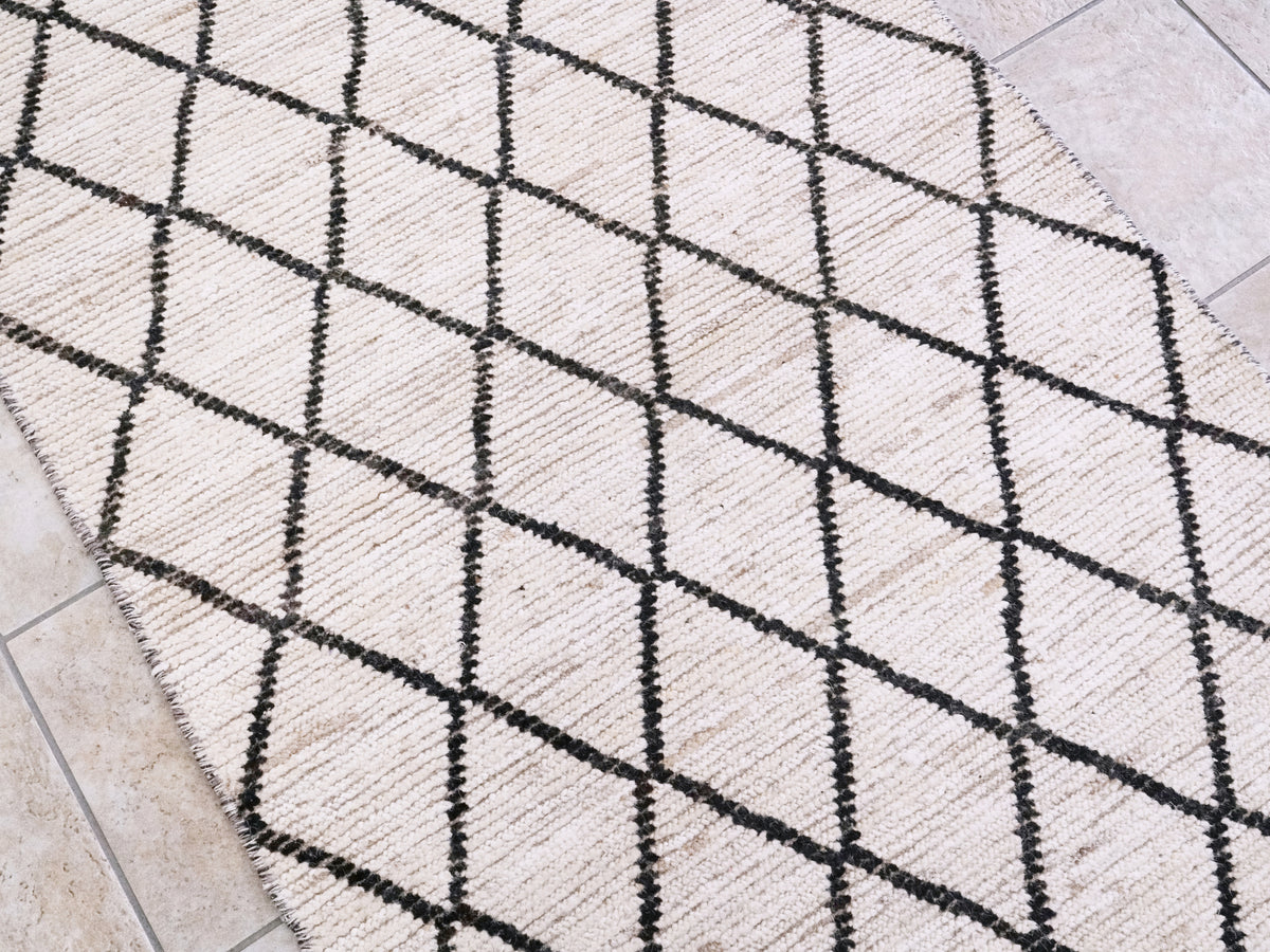 3x5 Ft Beige Moroccan Rug - Hand Knotted Area Rug