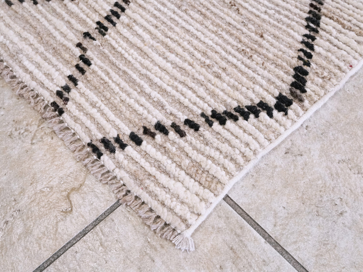 3x5 Ft Beige Moroccan Rug - Hand Knotted Area Rug