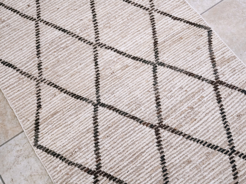 3x5 Ft Beige Moroccan Rug - Hand Knotted Area Rug