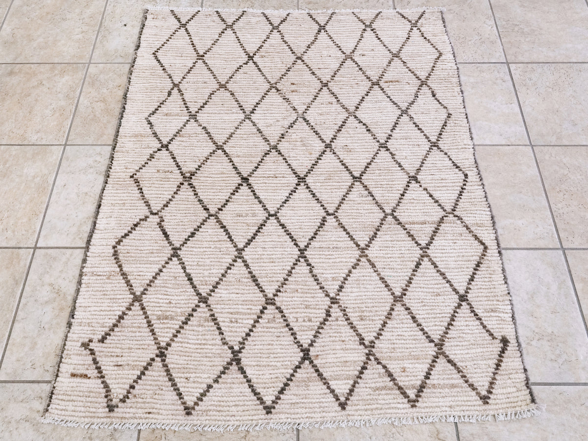 3x4 Ft Beige Moroccan Rug - Hand Knotted Area Rug