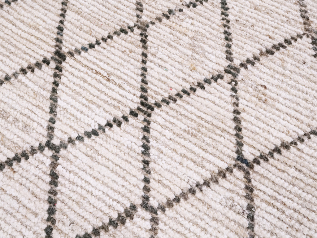 3x4 Ft Beige Moroccan Rug - Hand Knotted Area Rug