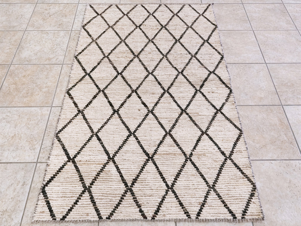 3x5 Ft Beige Moroccan Rug - Hand Knotted Area Rug