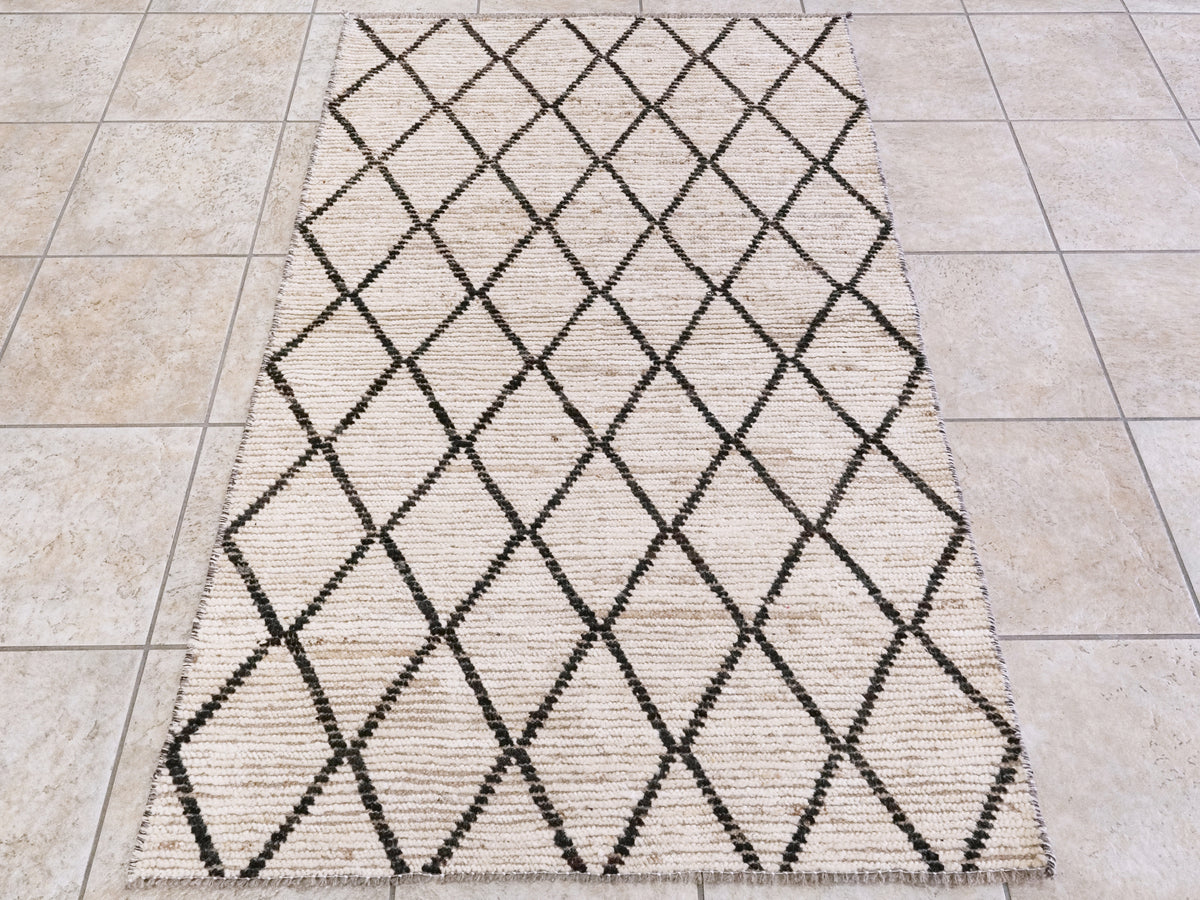 3x5 Ft Beige Moroccan Rug - Hand Knotted Area Rug