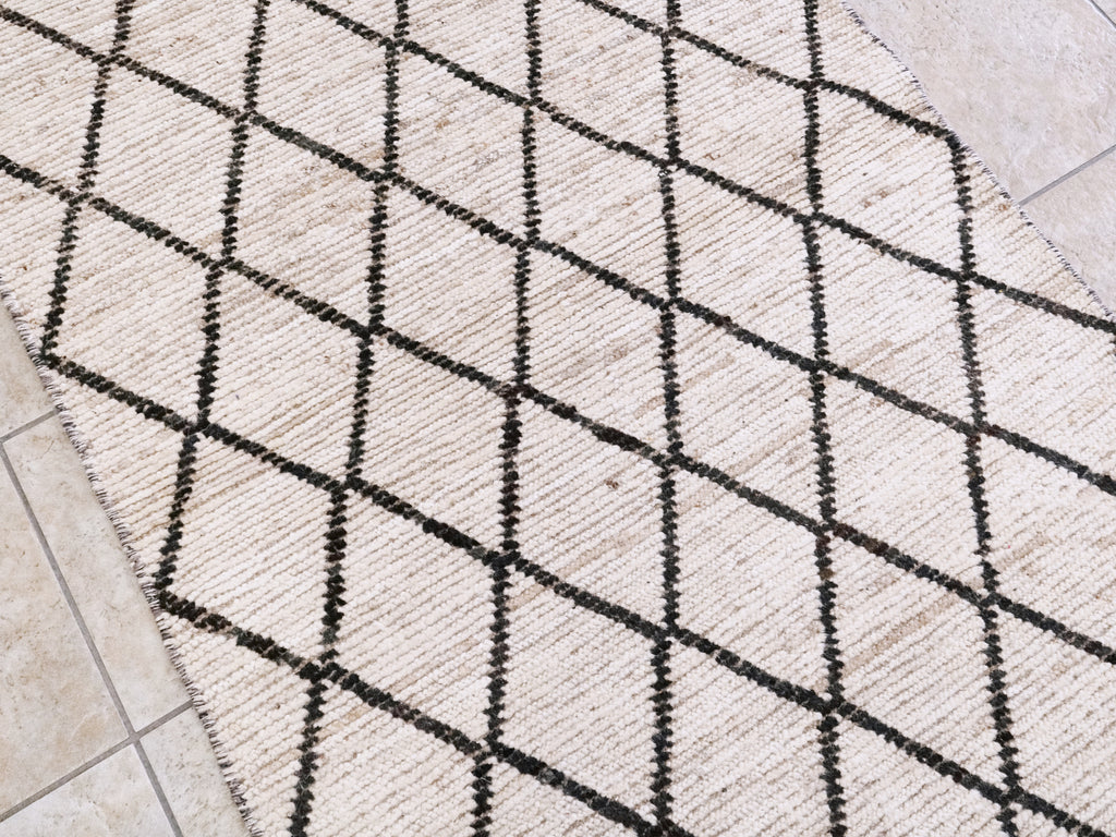 3x5 Ft Beige Moroccan Rug - Hand Knotted Area Rug