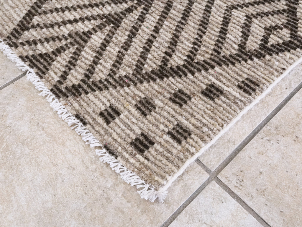 4x6 Ft Brown Moroccan Rug - Hand Knotted Wool Area Rug