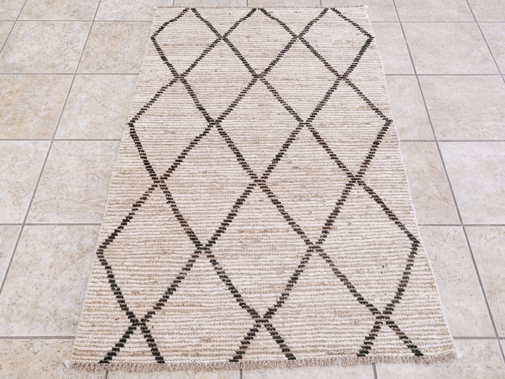 3x5 Ft Beige Moroccan Rug - Hand Knotted Area Rug