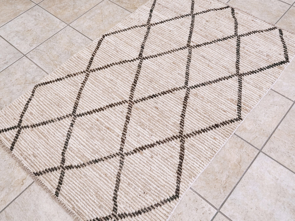 3x5 Ft Beige Moroccan Rug - Hand Knotted Area Rug