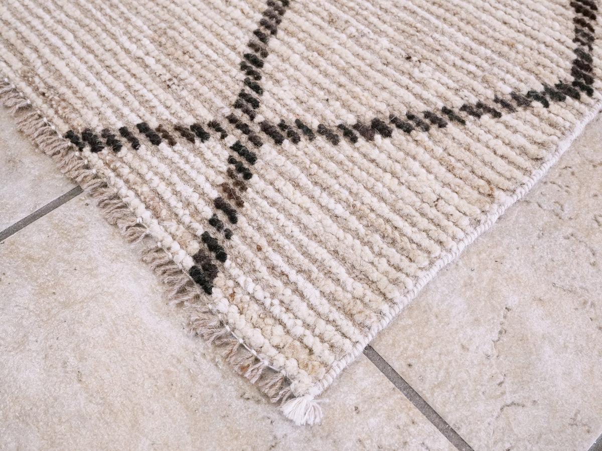 3x5 Ft Beige Moroccan Rug - Hand Knotted Area Rug