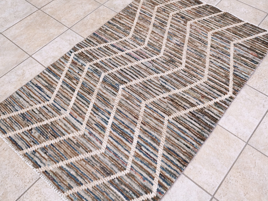 3x5 Ft Moroccan Rug - Hand Knotted Area Rug