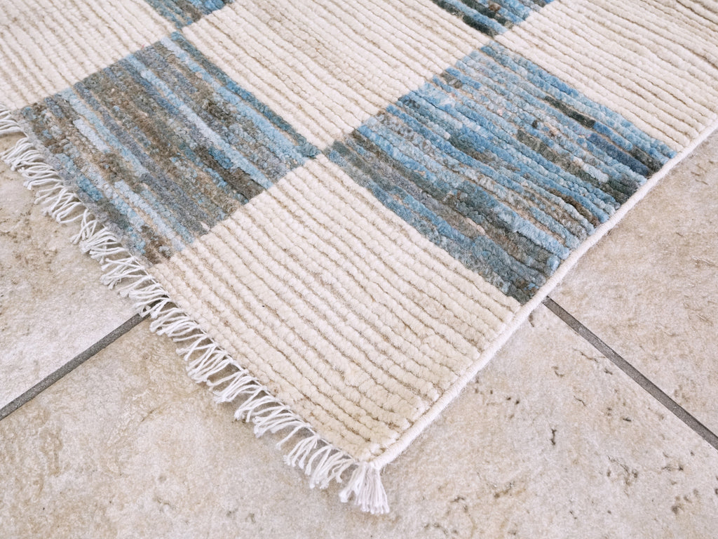 3x5 Ft White & Beige Moroccan Rug - Hand Knotted Area Rug