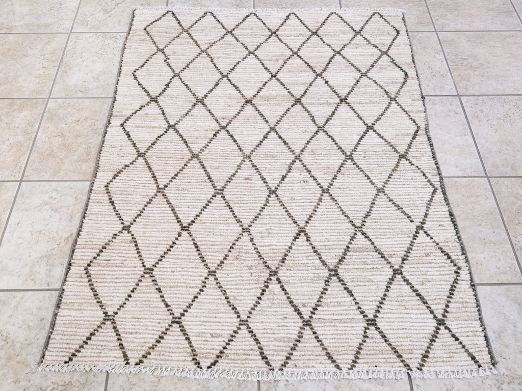 3x4 Ft Beige Moroccan Rug - Hand Knotted Area Rug