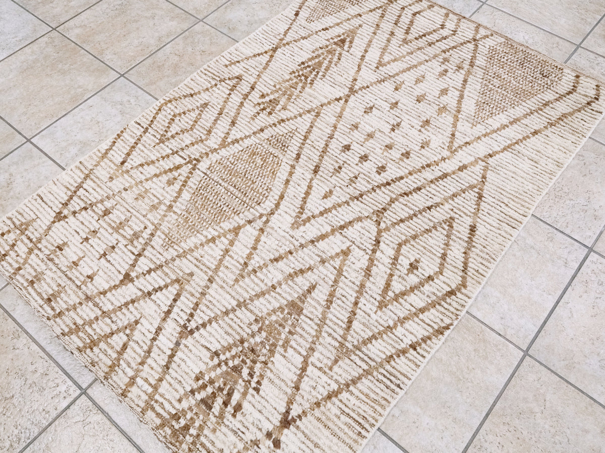 3x5 Ft Beige Moroccan Rug - Hand Knotted Area Rug