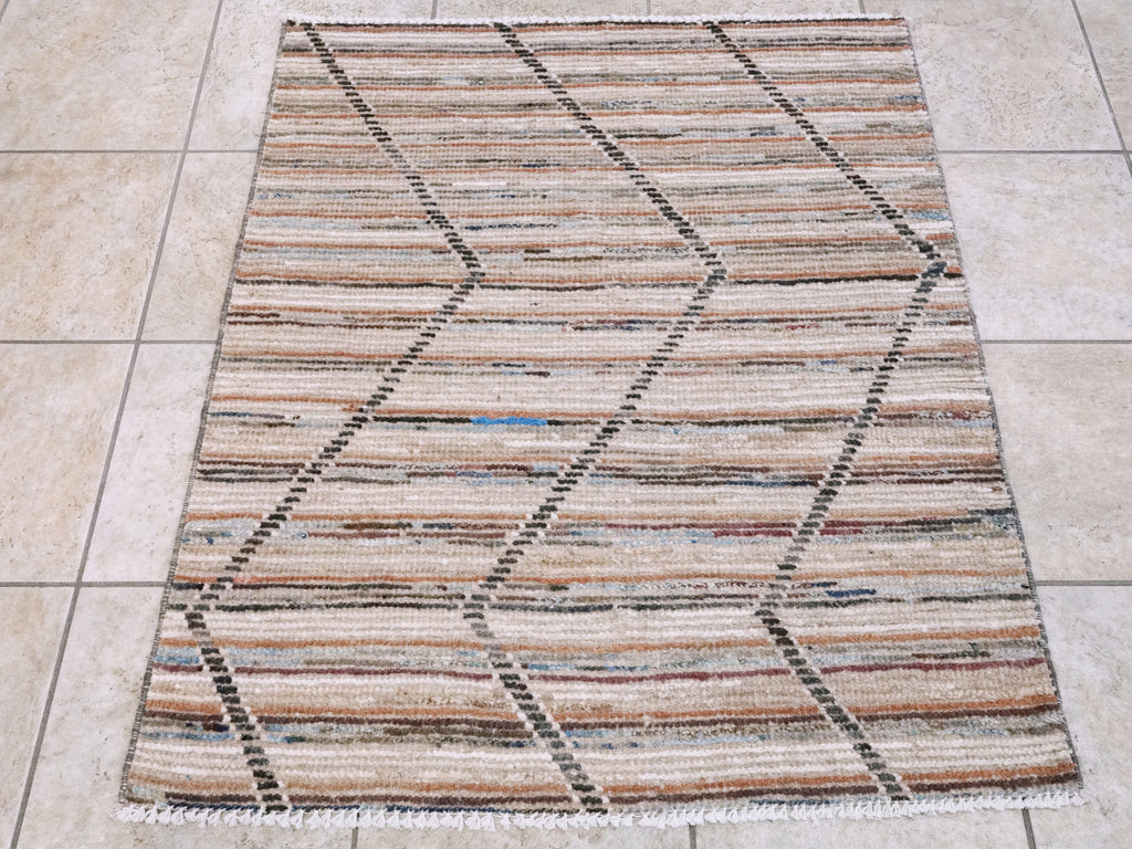 3x4 Ft Moroccan Rug - Hand Knotted Area Rug