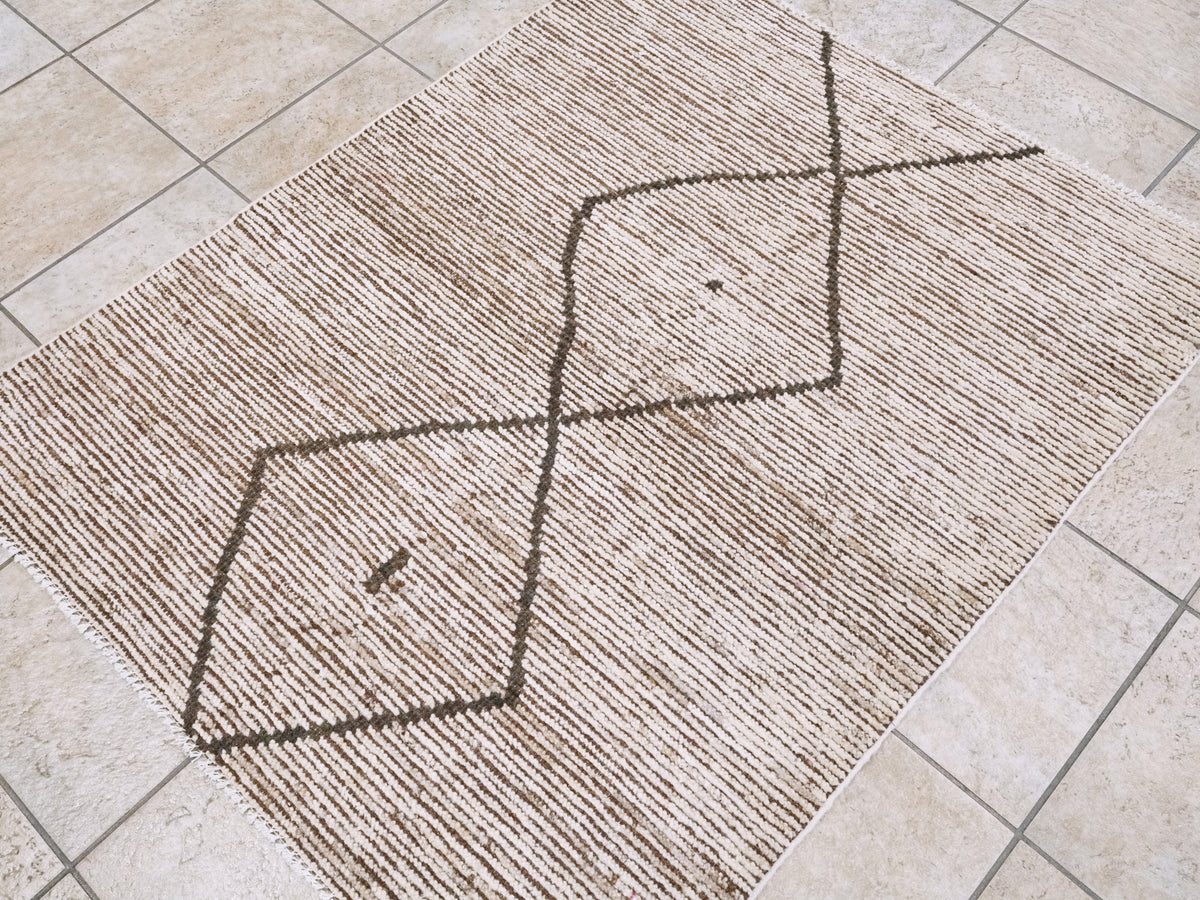 3x4 Ft Beige Moroccan Rug - Hand Knotted Area Rug