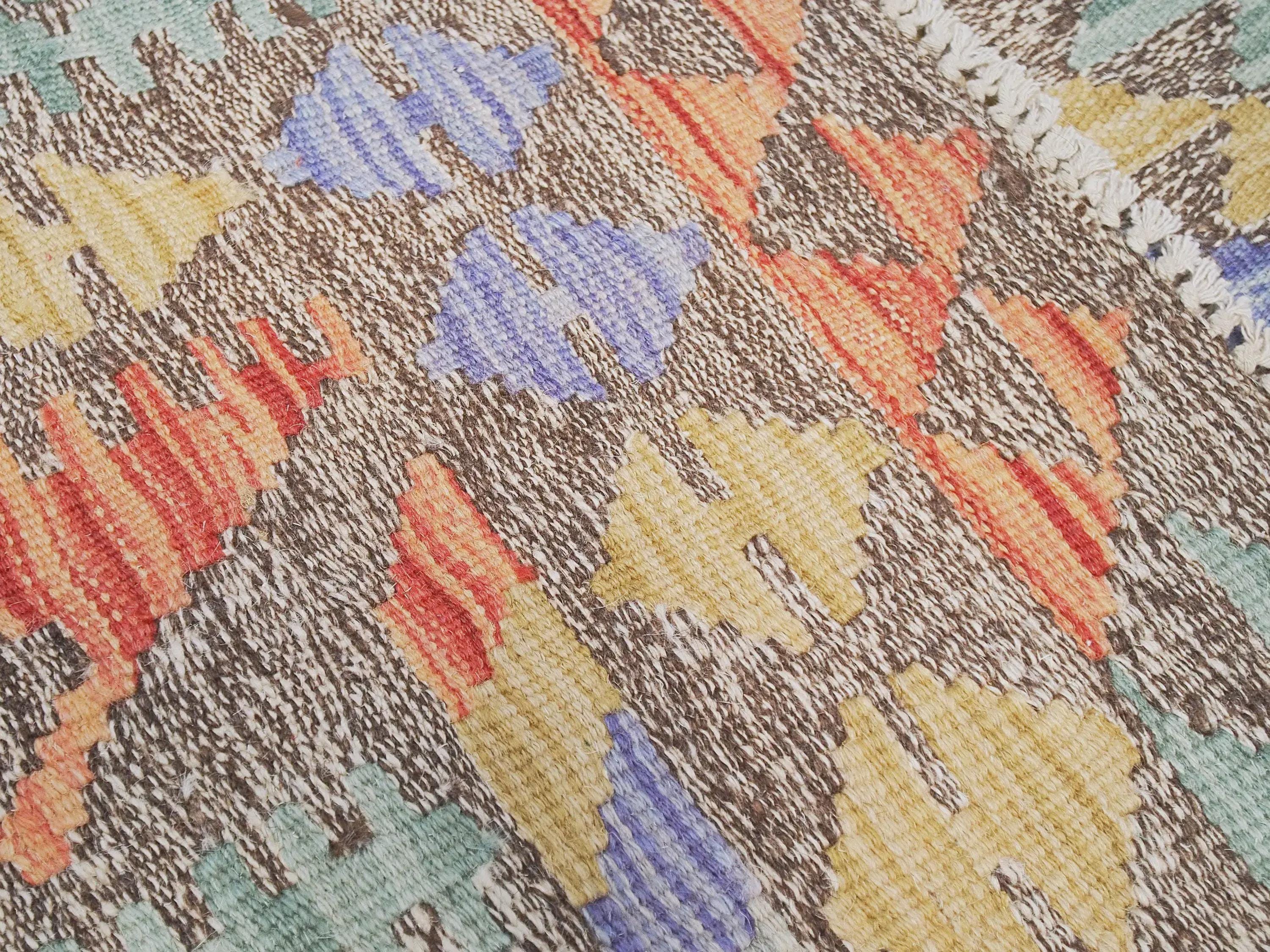 5x7 Ft Colorful Kilim Rug - Handwoven Afghan Flat Weave - Tribal Design