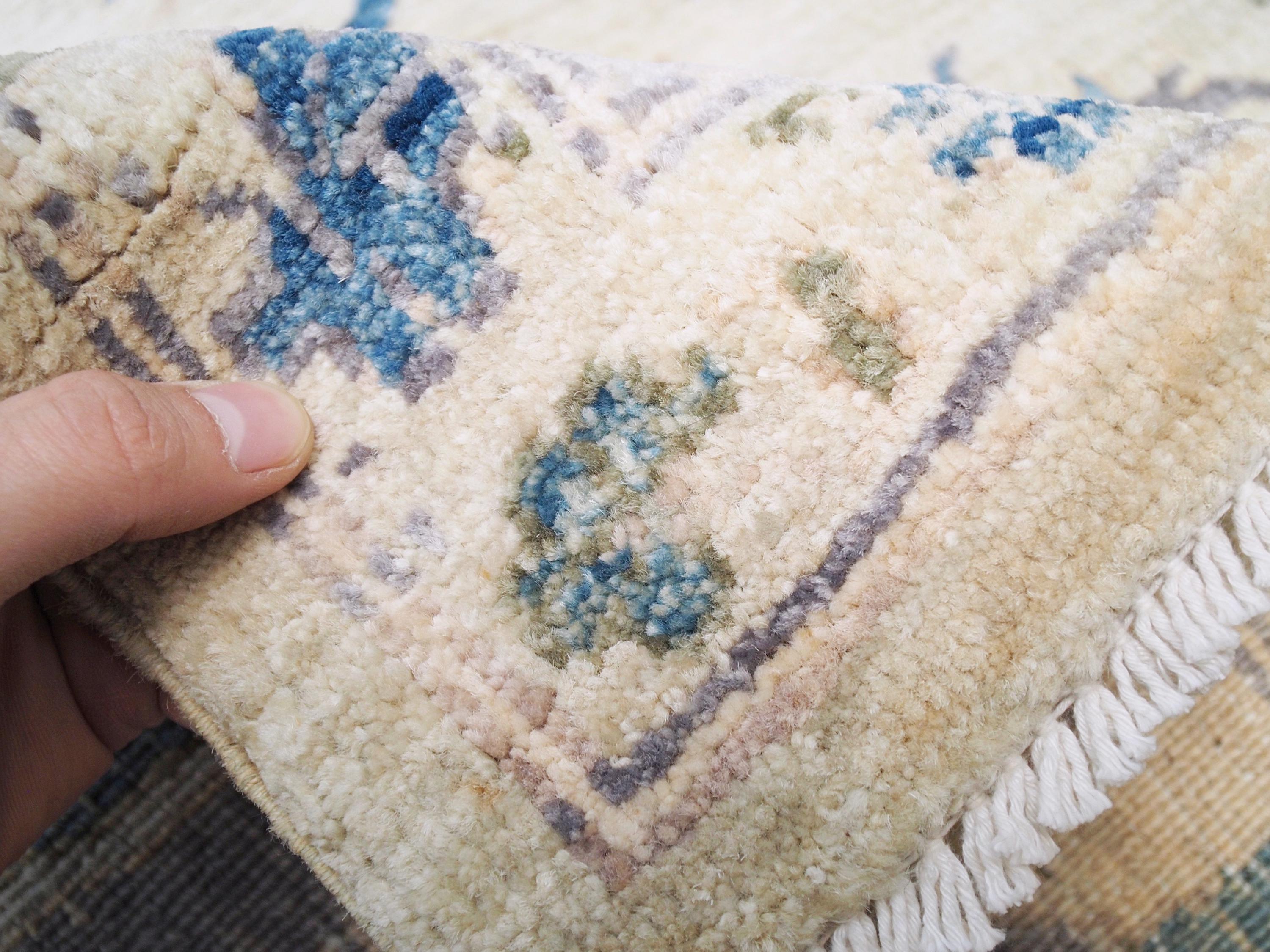 4x6 Ft Blue & Beige Heriz Rug - Hand Knotted Oriental Rug