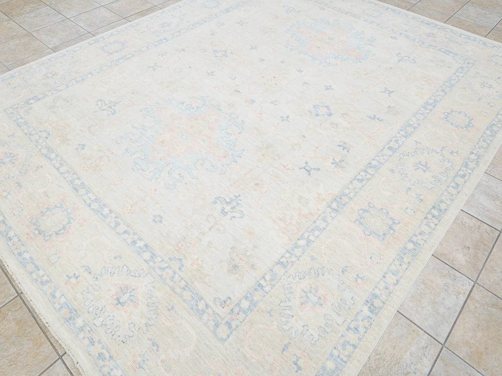 9x12 Ft White Pastel Oushak Rug - Handmade Area Rug - Floral Design