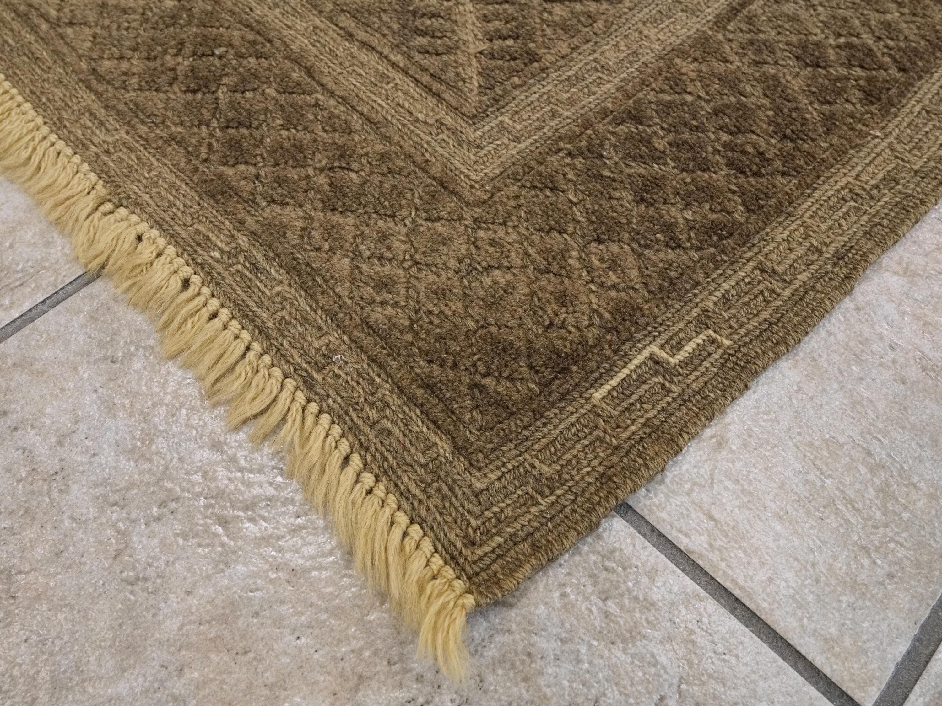 7x9 FT Vintage Brown Tribal Kilim Rug - Hand-Knotted Wool Area Rug