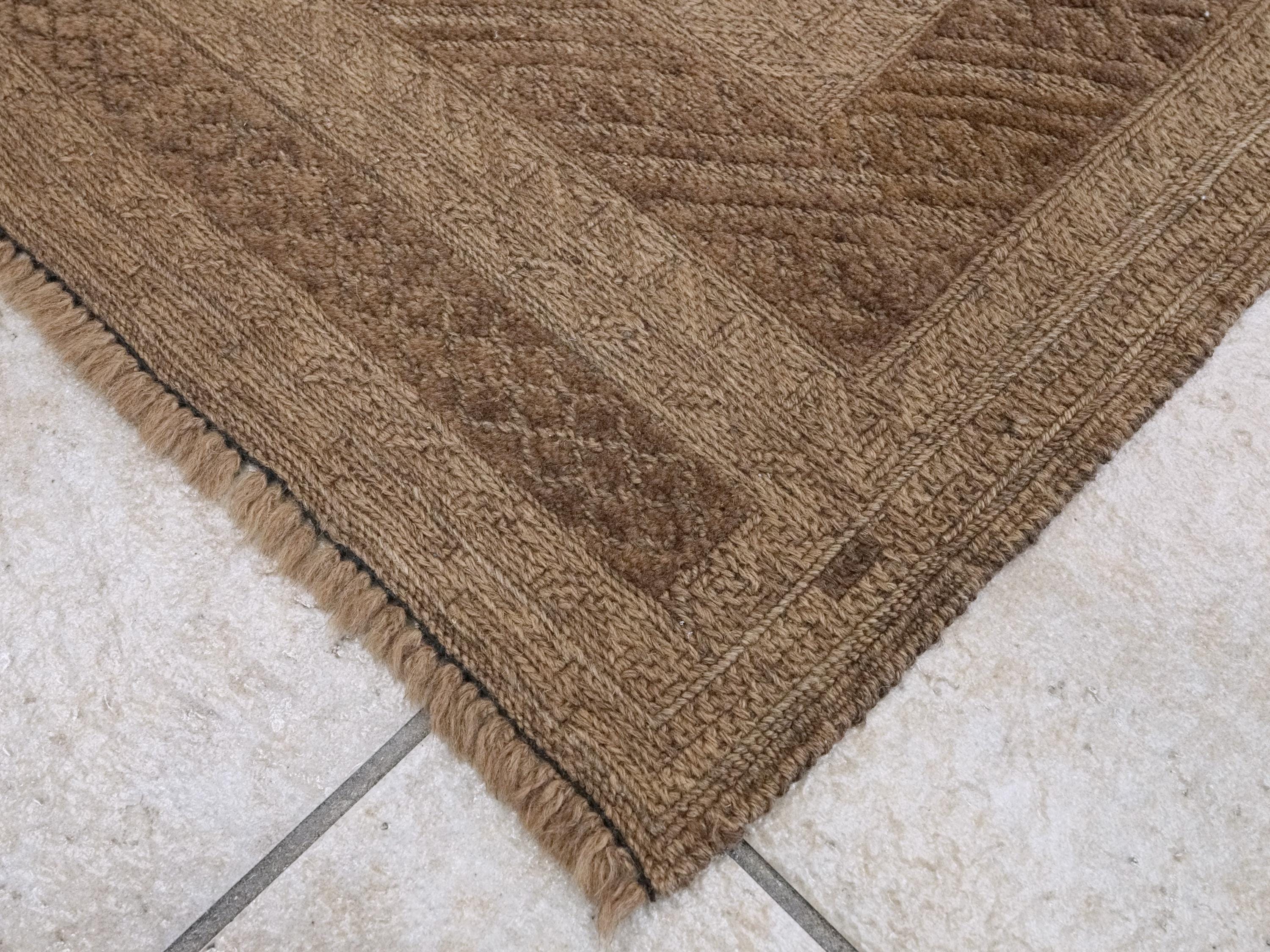 5x6 Ft Vintage Tribal Kilim Rug - Hand Knotted Wool - Dark Brown