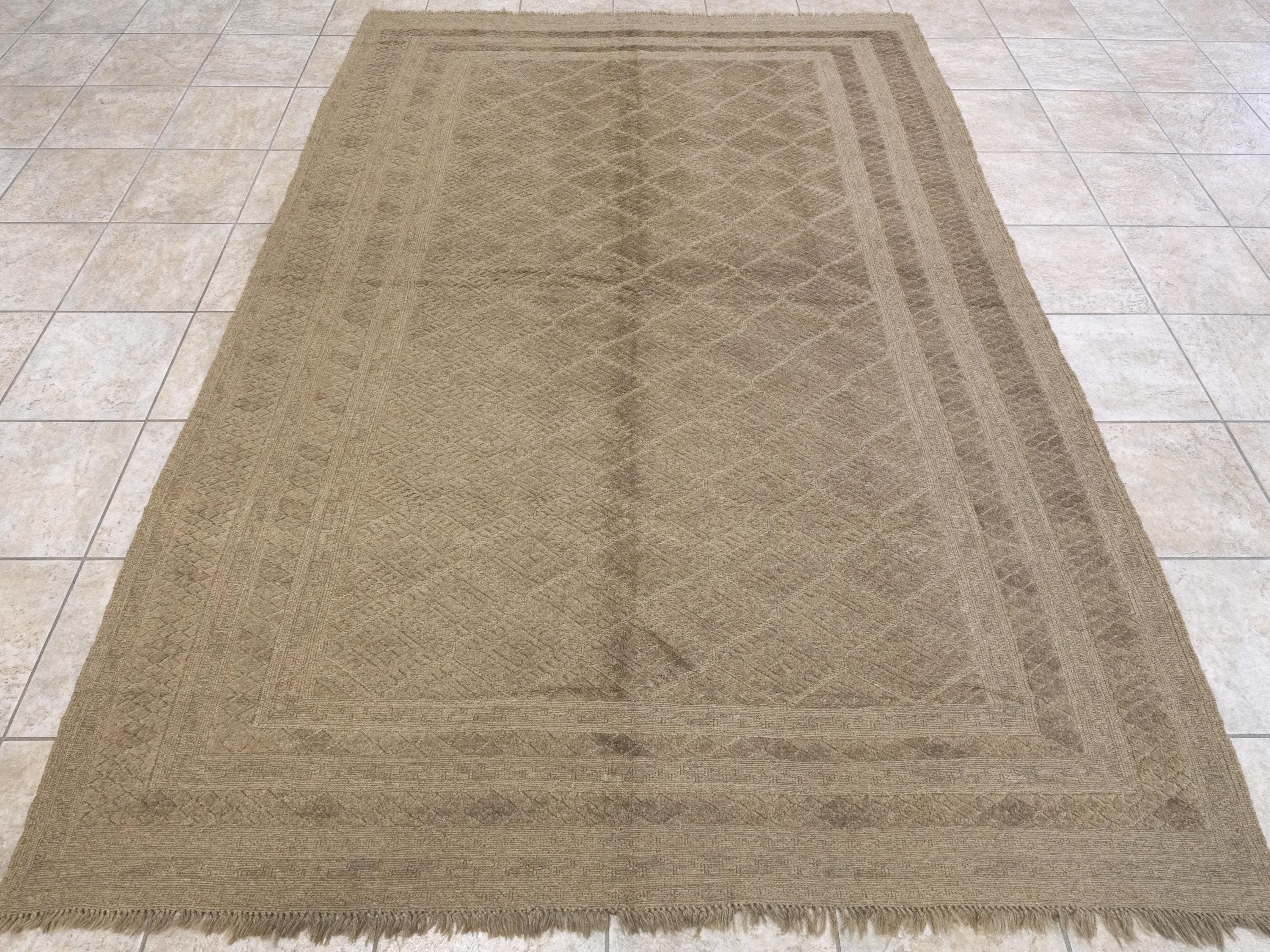 6x9 FT Vintage Tribal Kilim Rug - Hand Knotted Wool Area Rug