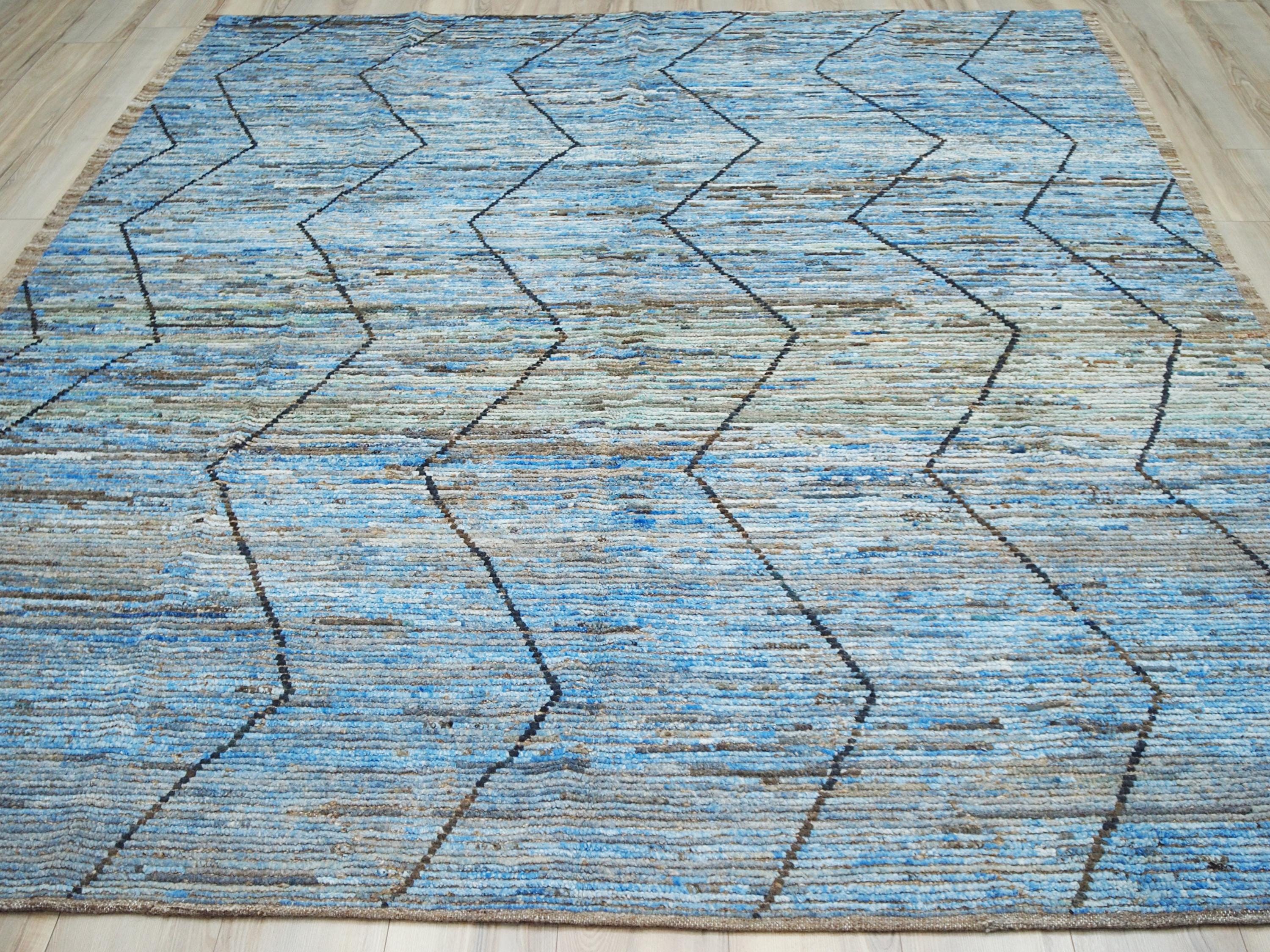 8x10 Ft Blue Moroccan Rug - Hand Knotted Area Rug