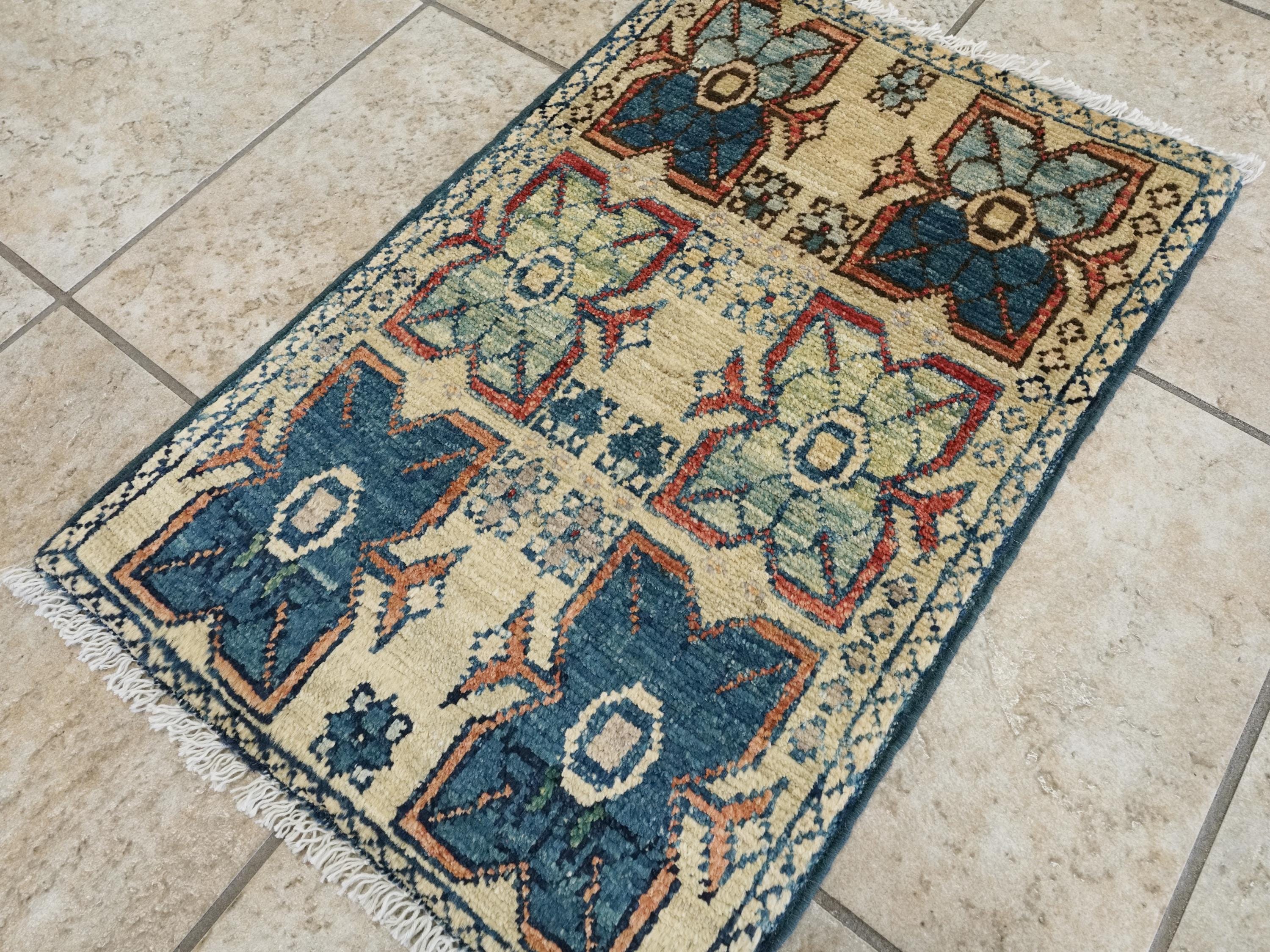 1x2 Ft Hand Knotted Heriz Wool Rug - Beige Blue Floral Accent Rug