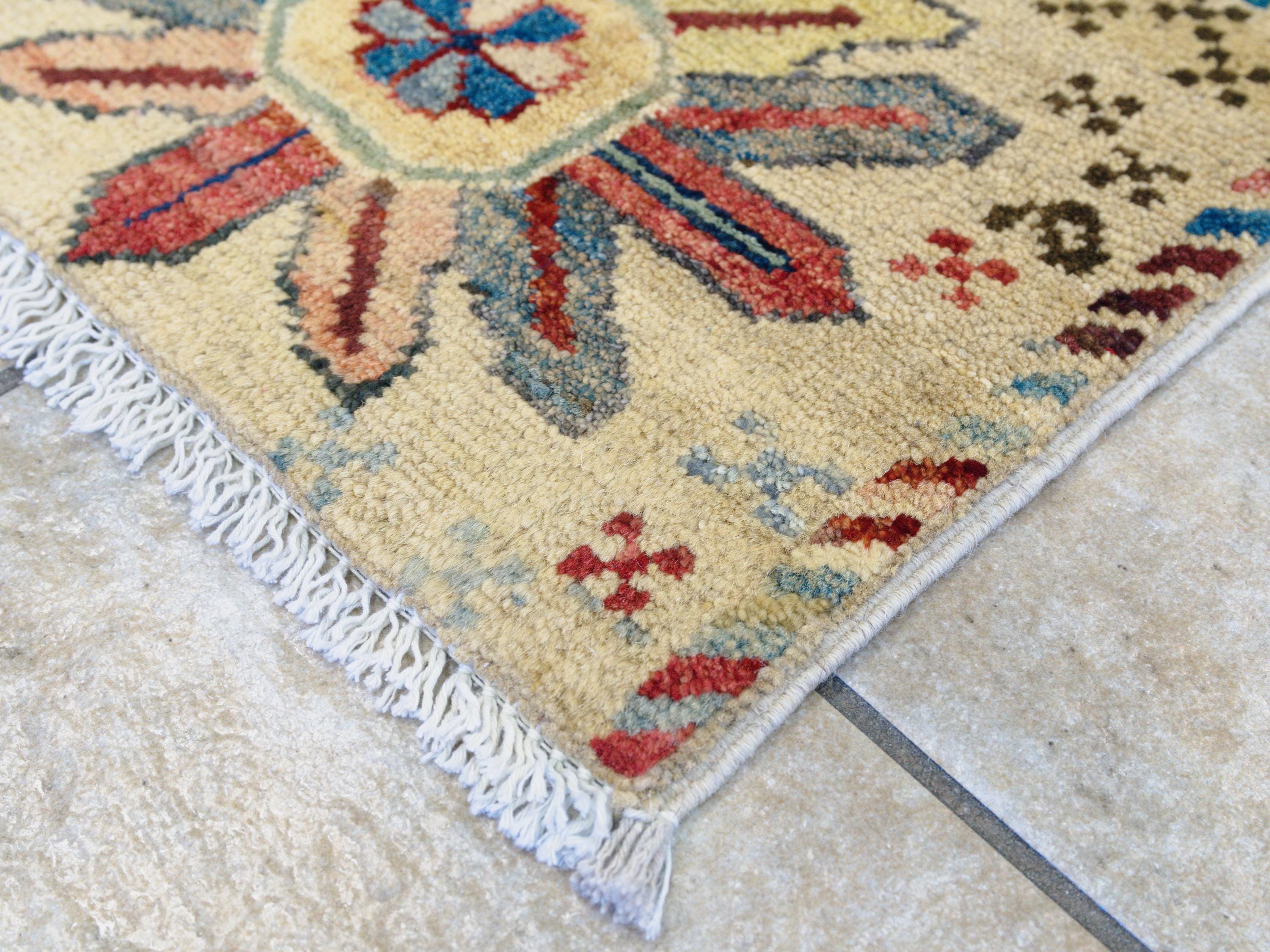 1x2 Ft Beige Serapi Rug - Floral Accent Rug