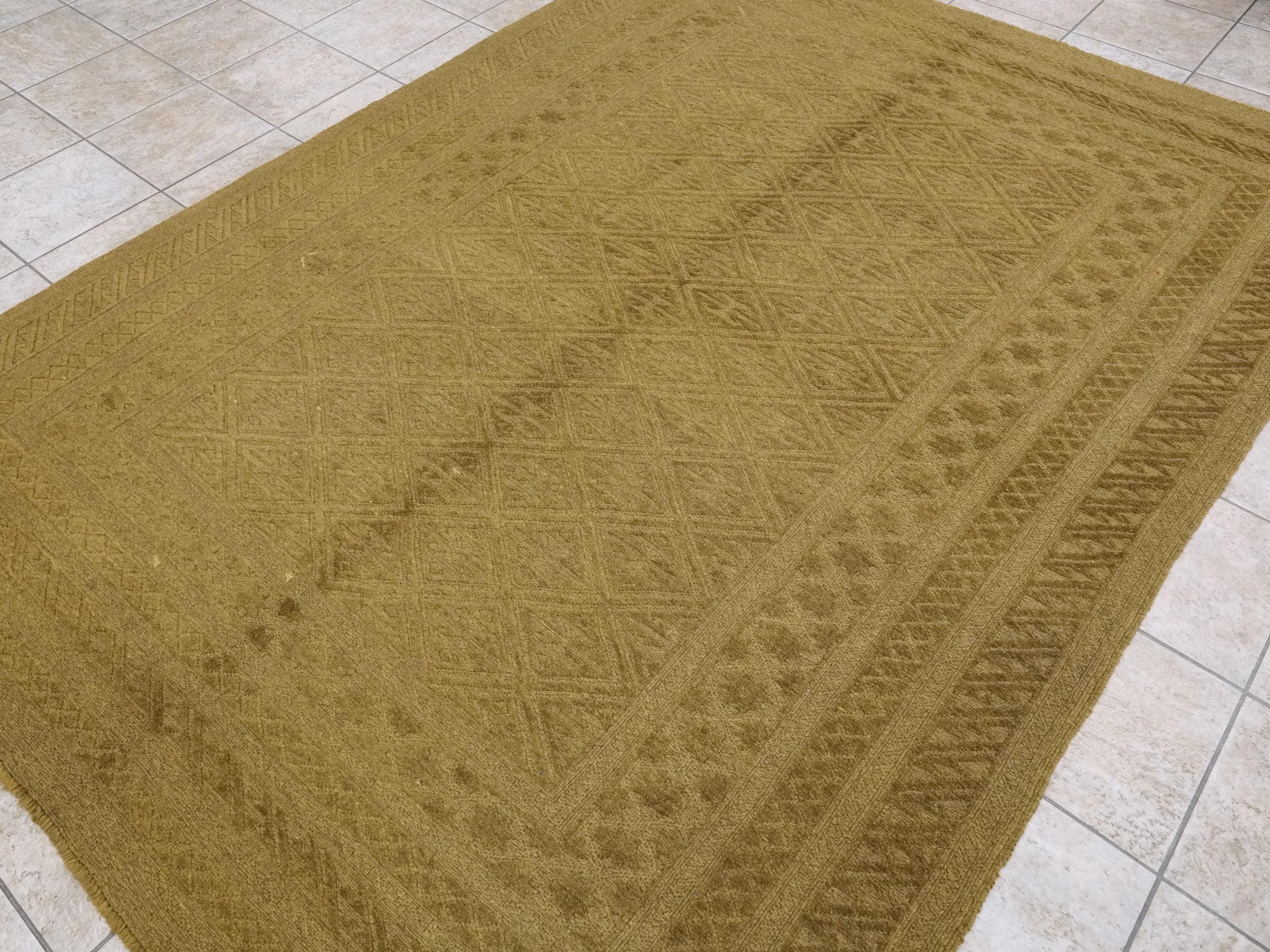 7x9 FT Hand Knotted Wool Kilim Rug - Light Brown Tribal Design