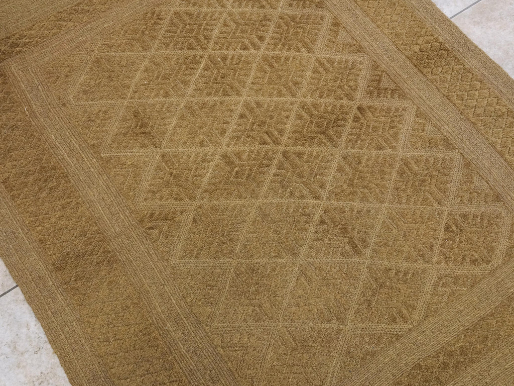 5x6 Ft Vintage Tribal Kilim Rug - Hand-Knotted Wool - Bronze Detail