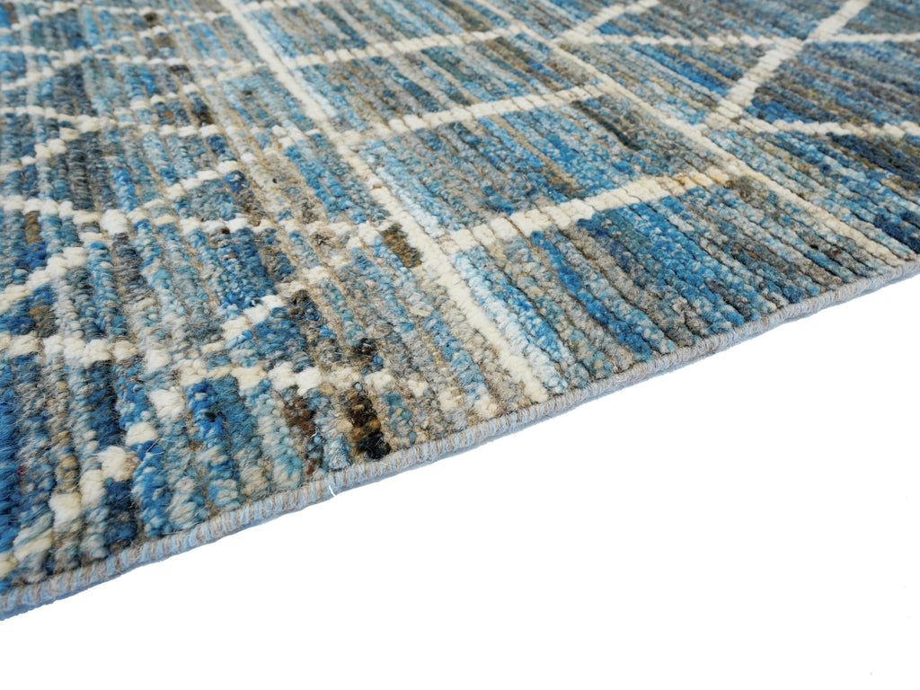 8x10 Ft Blue & White Moroccan Rug - Hand Knotted Wool Area Rug