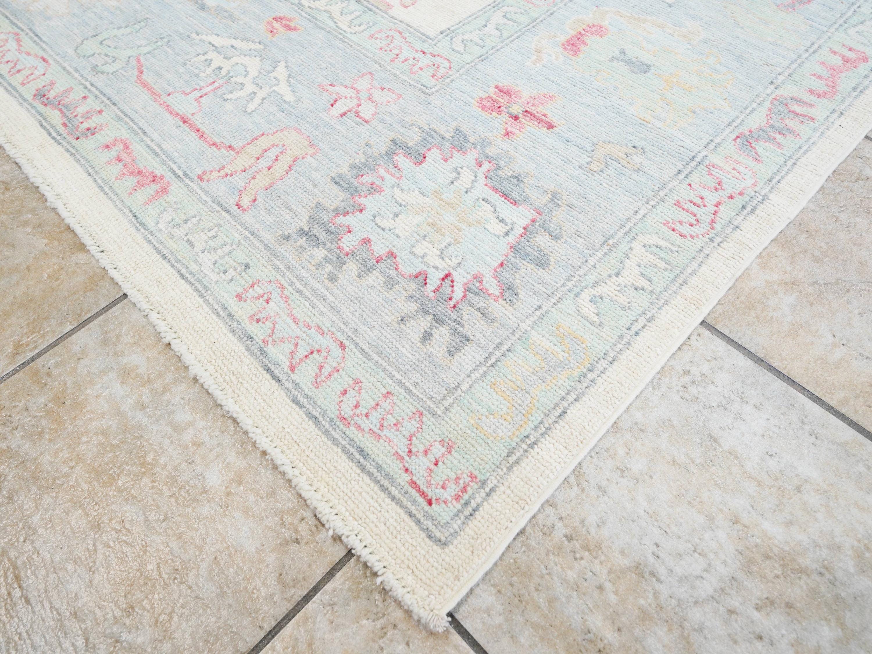 9x12 Ft White Pastel Oushak Rug - Handmade Area Rug - Floral Design