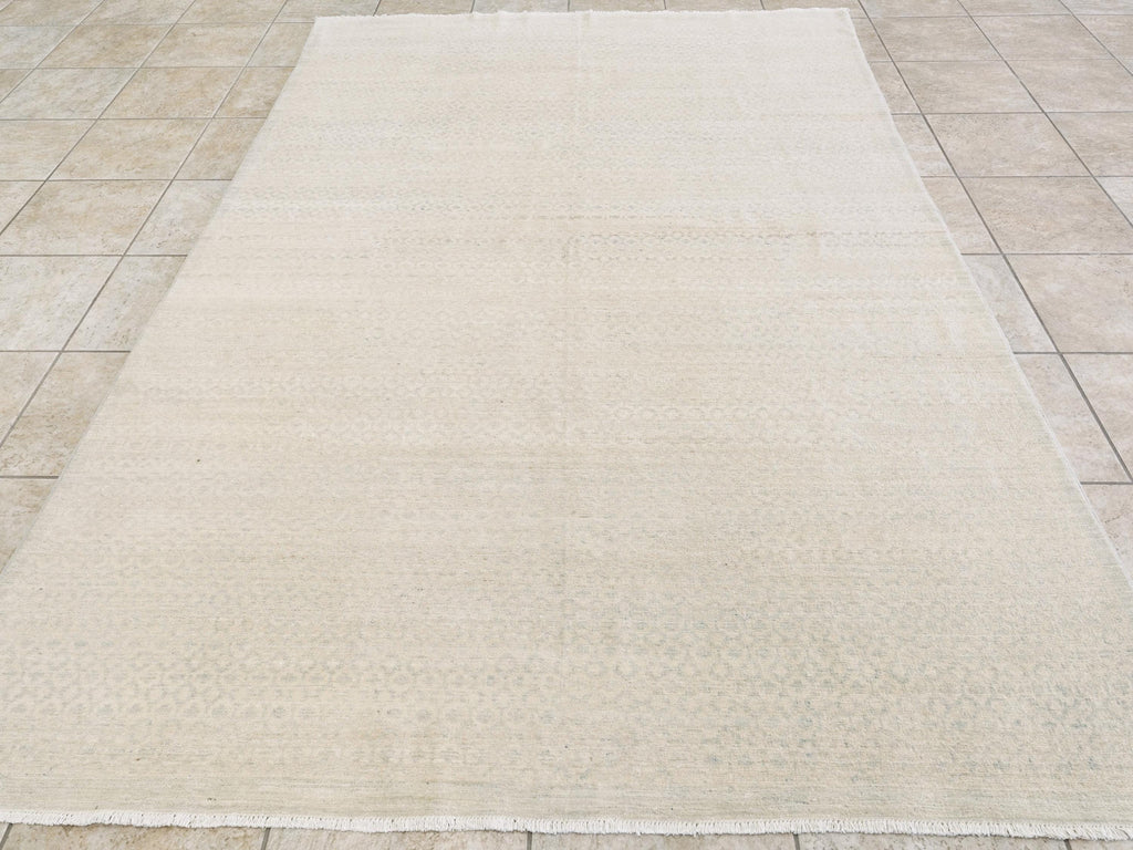 6x9 Ft White Heriz Rug - Hand Knotted Oriental Area Rug