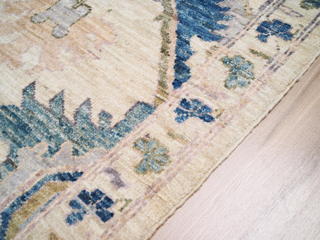 4x6 Ft Blue & Beige Heriz Rug - Hand Knotted Oriental Rug
