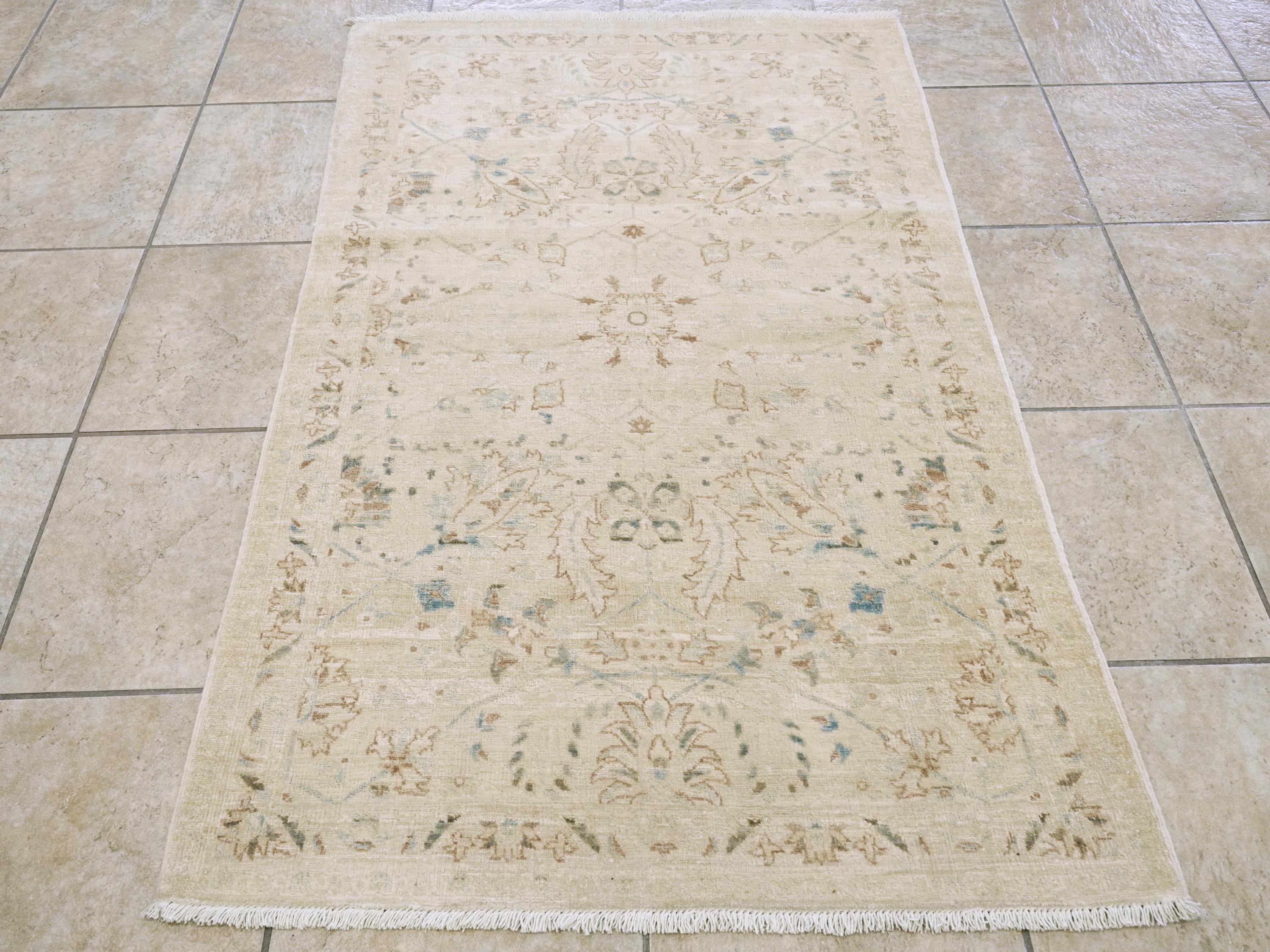 3x5 Ft Vintage White Serapi Rug - Afghan Handmade Area Rug